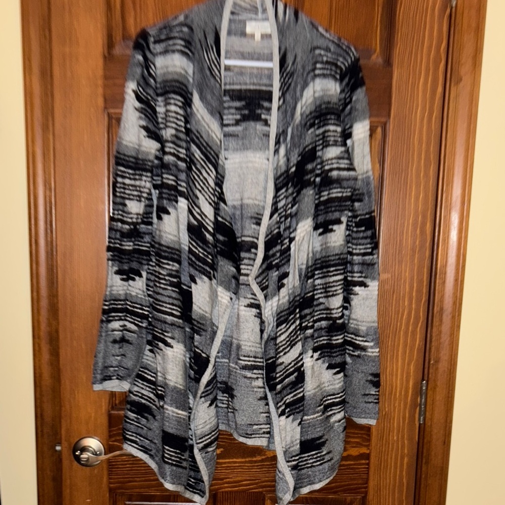 Lucky Brand Black and Gray Geometric Cardigan Sweater